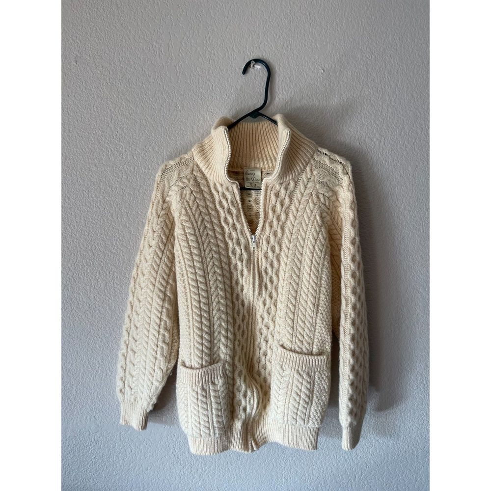 Vintage Carraig Donn 100% Pure New Wool Cable Knit Zip Sweater, White (L)